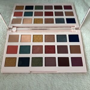 Eyeshadow Palette